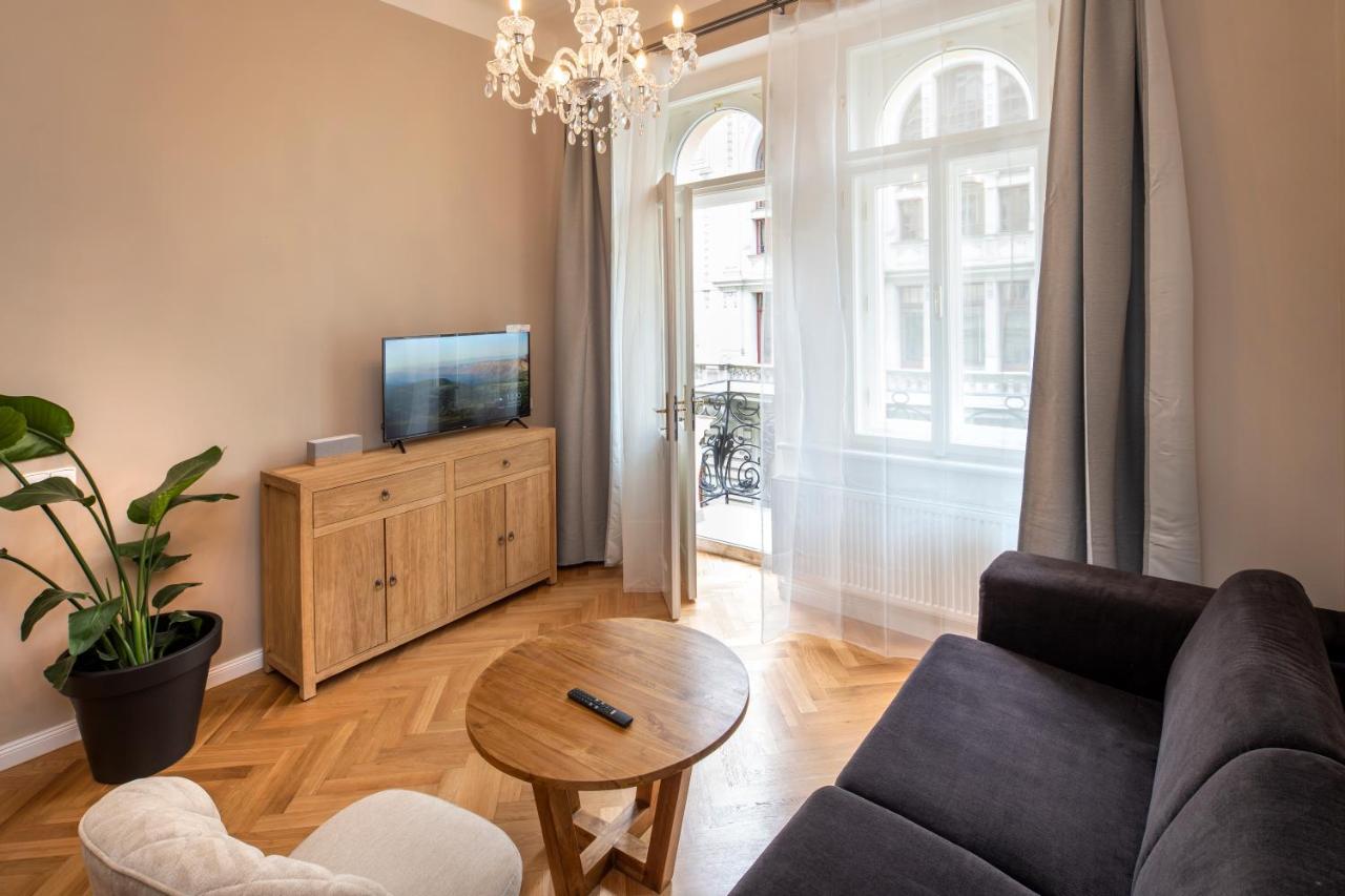 Apart Hotel Zborovska Πράγα Εξωτερικό φωτογραφία