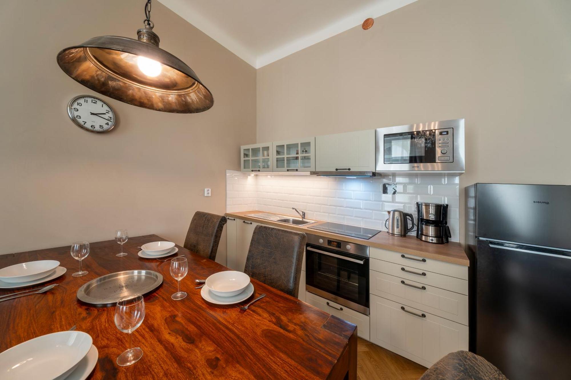 Apart Hotel Zborovska Πράγα Εξωτερικό φωτογραφία
