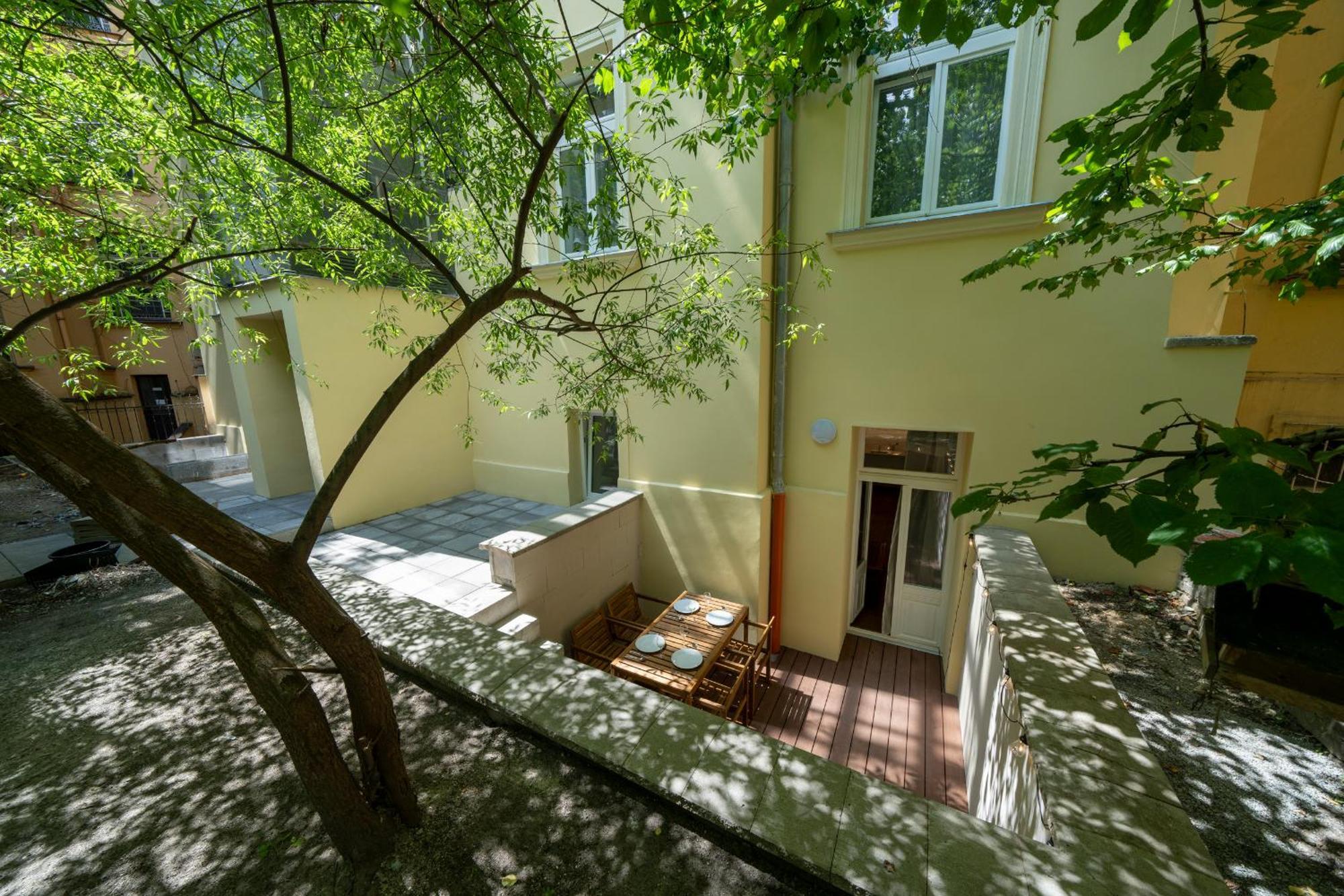 Apart Hotel Zborovska Πράγα Εξωτερικό φωτογραφία